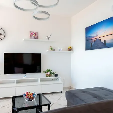 Luxury Self Check In