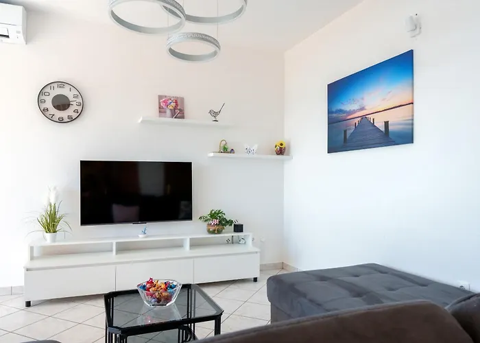 Luxury Self Check In